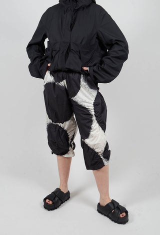 Cropped Balloon Trousers in Black Print - 1260105