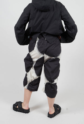 Cropped Balloon Trousers in Black Print - 1260105