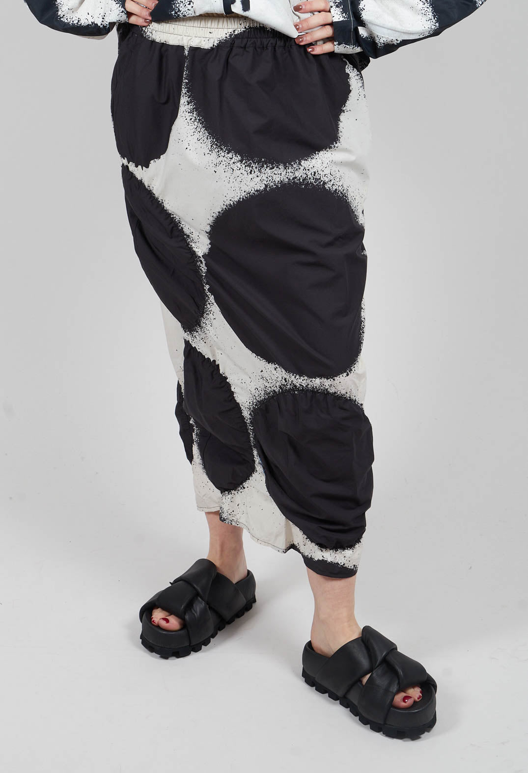Straight Skirt in Black Print - 1260309