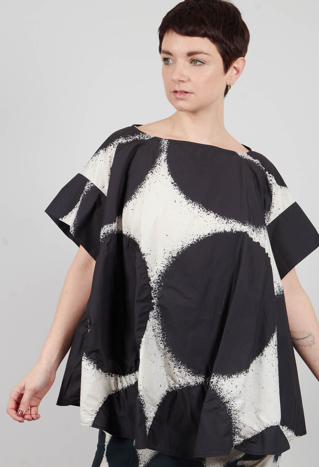 Oversize T-Shirt in Black Print - 1260610