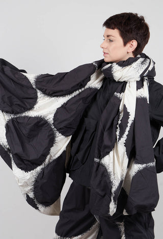 Exrtra Large Scarf in Black Print - 1261412
