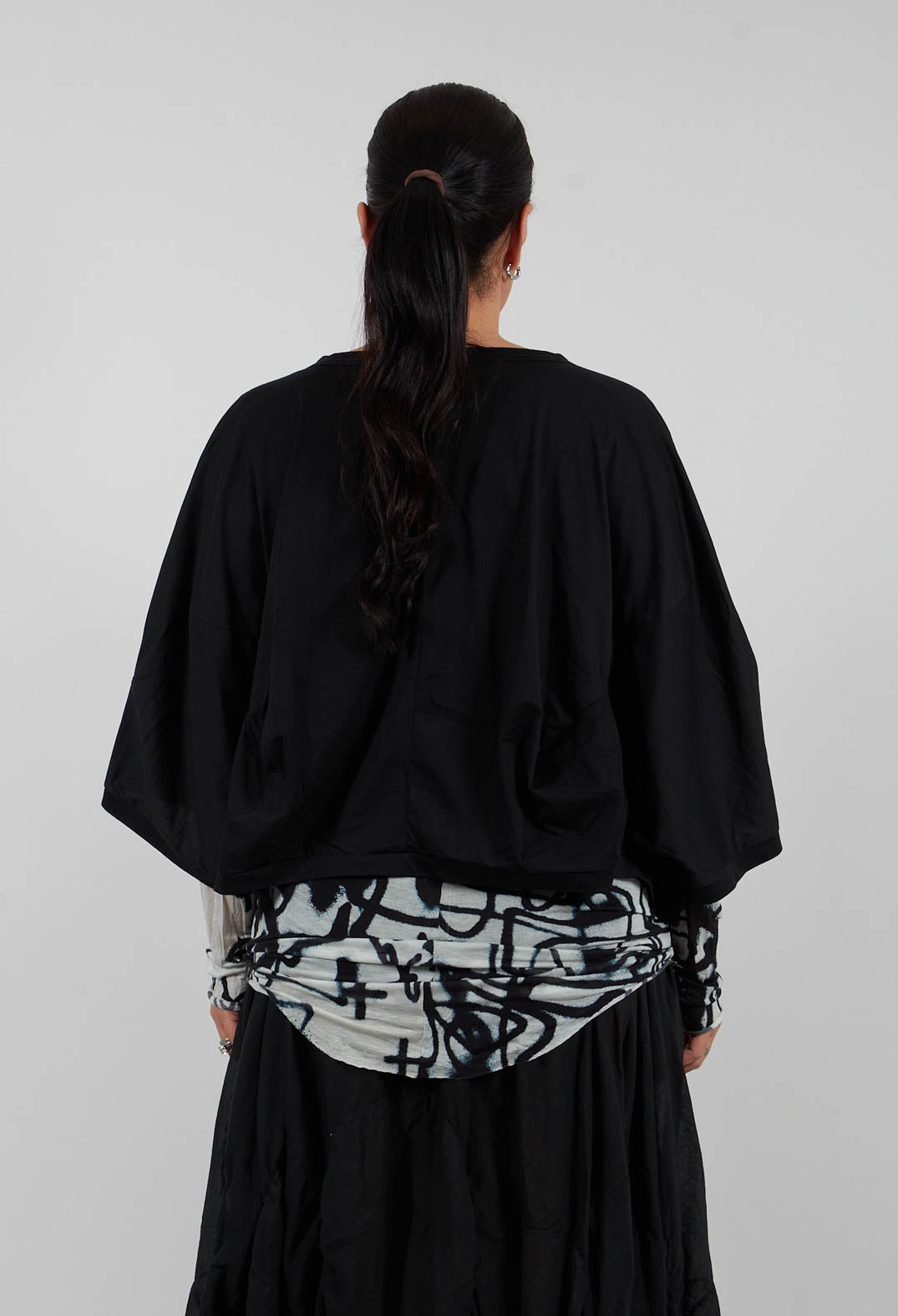 Circle T-Shirt in Black Print - 1300502