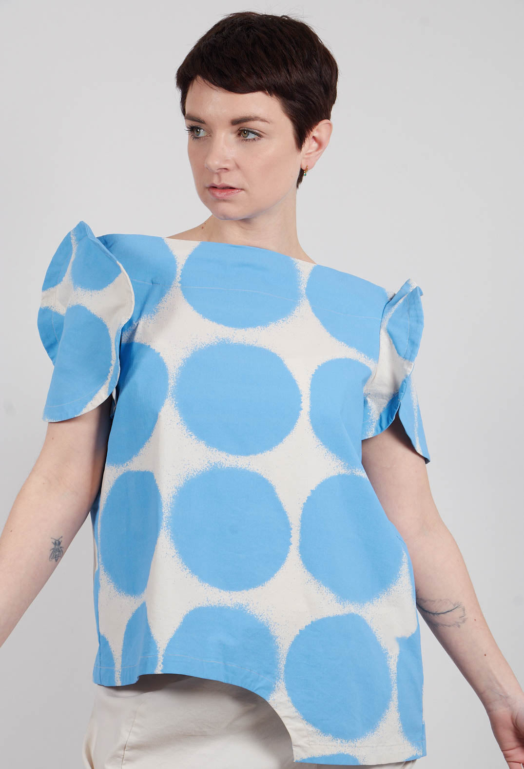 Round Sleeve T-Shirt in Ice Print - 1630601