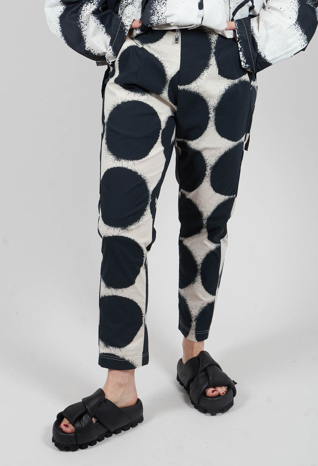 Straight Slim Trousers in Black Print - 1630103
