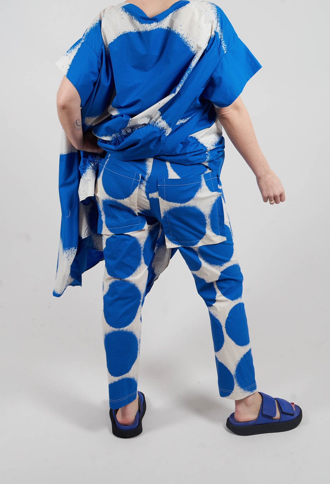 Straight Slim Trousers in Electric Print - 1630103