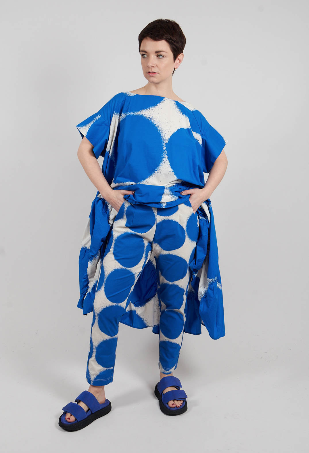 Straight Slim Trousers in Electric Print - 1630103