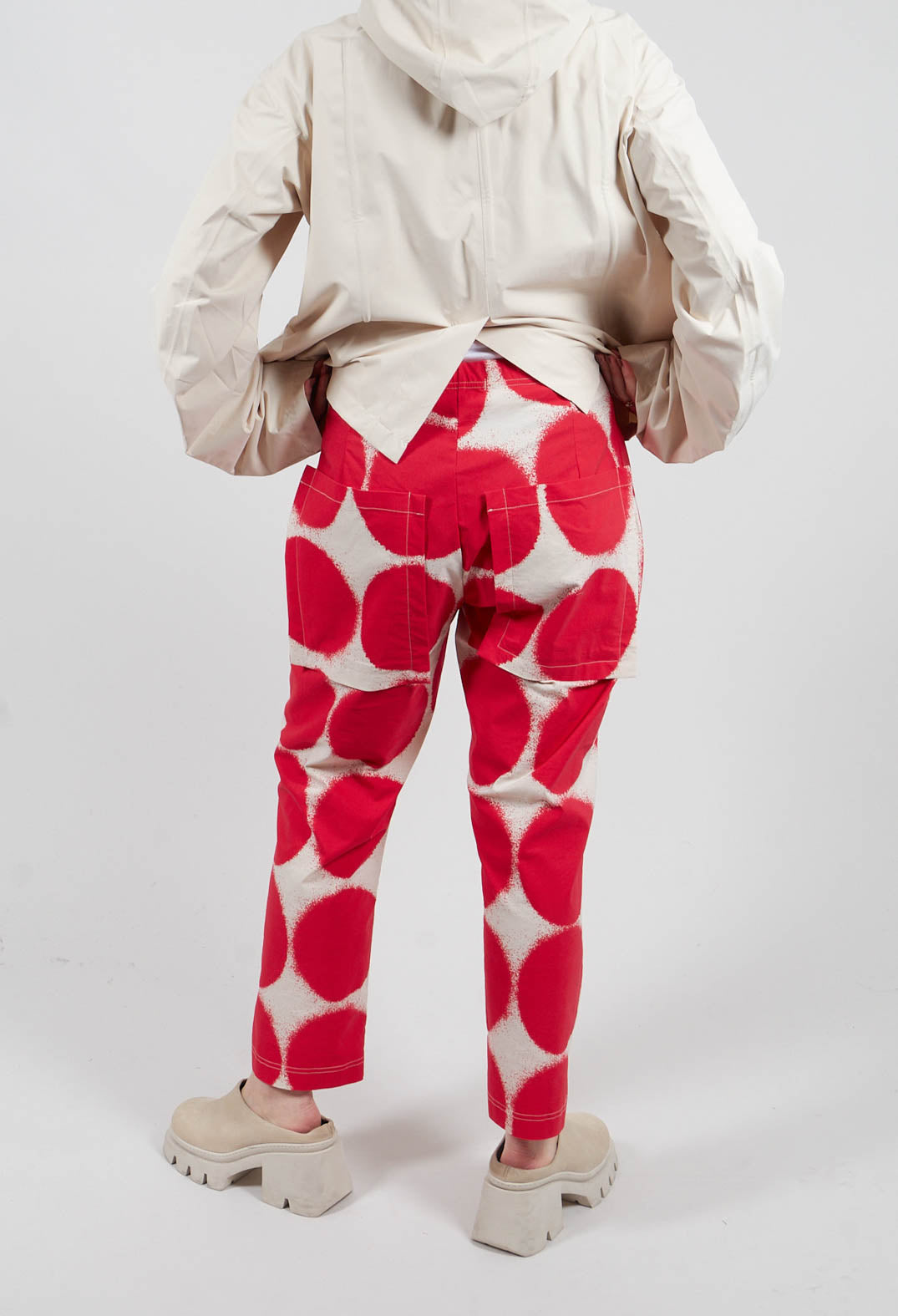 Straight Slim Trousers in Ketchup Print - 1630103