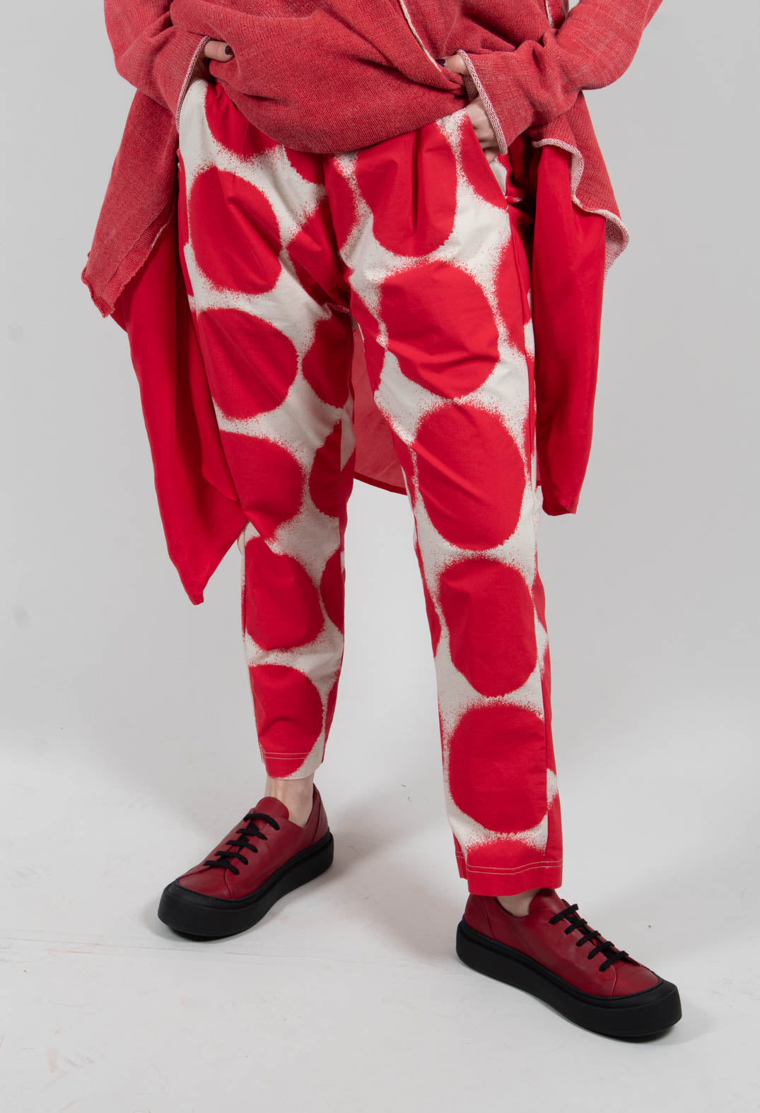 Straight Slim Trousers in Ketchup Print - 1630103
