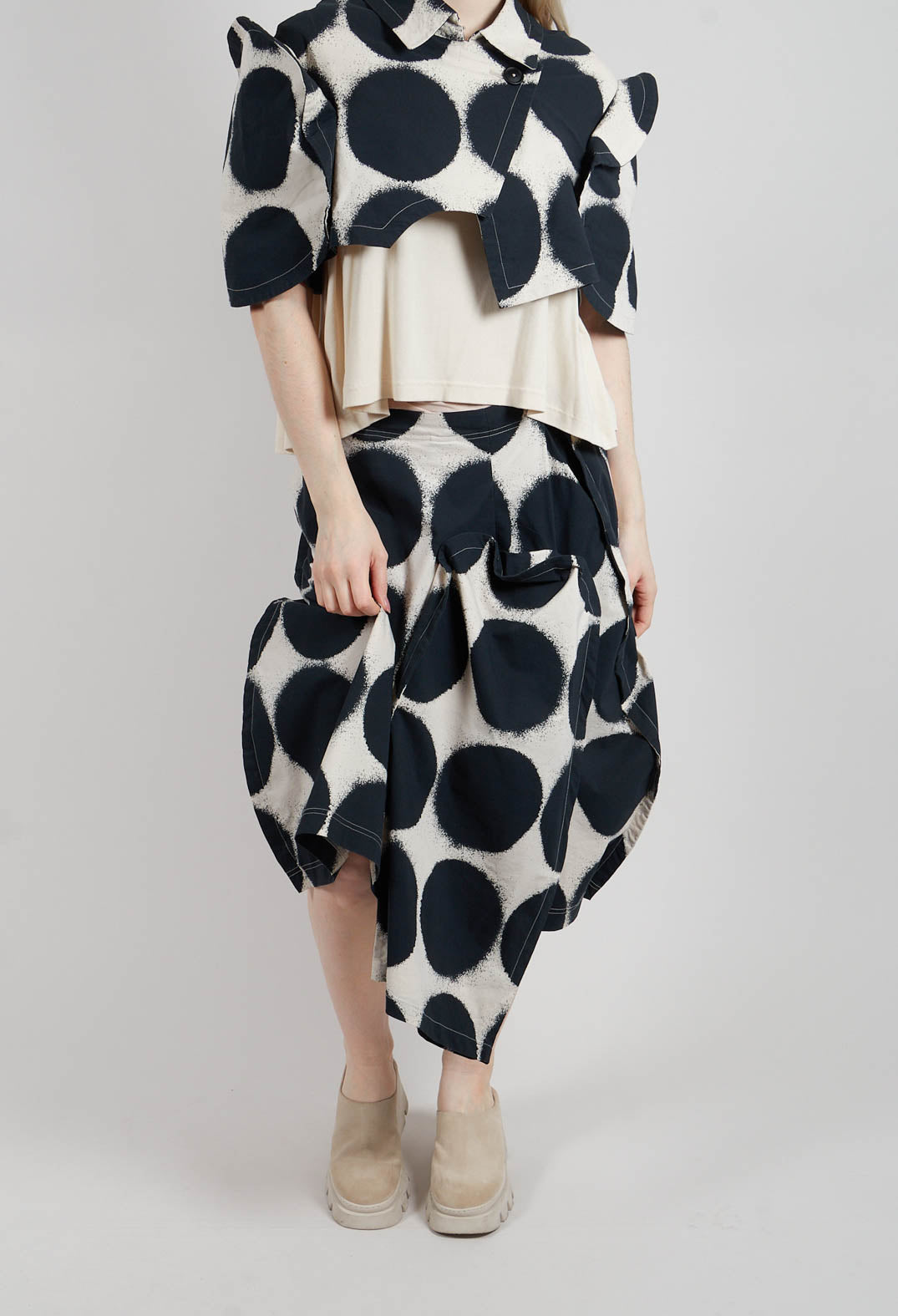 Balloon Skirt Trousers in Black Print - 1630104