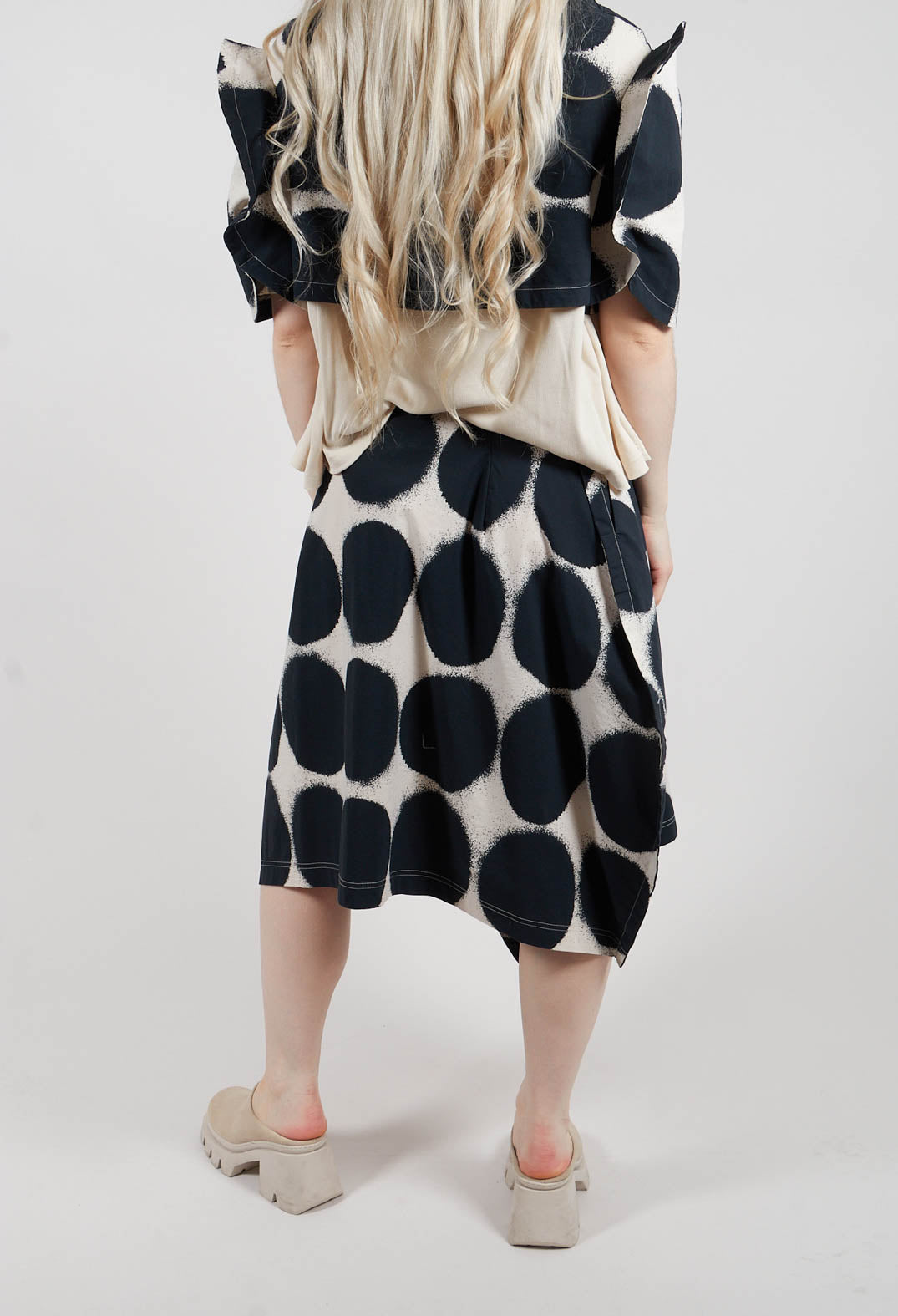 Balloon Skirt Trousers in Black Print - 1630104