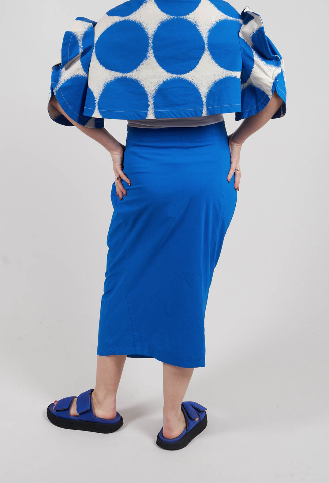 Slim Pull On Skirt in Electric - 1630326