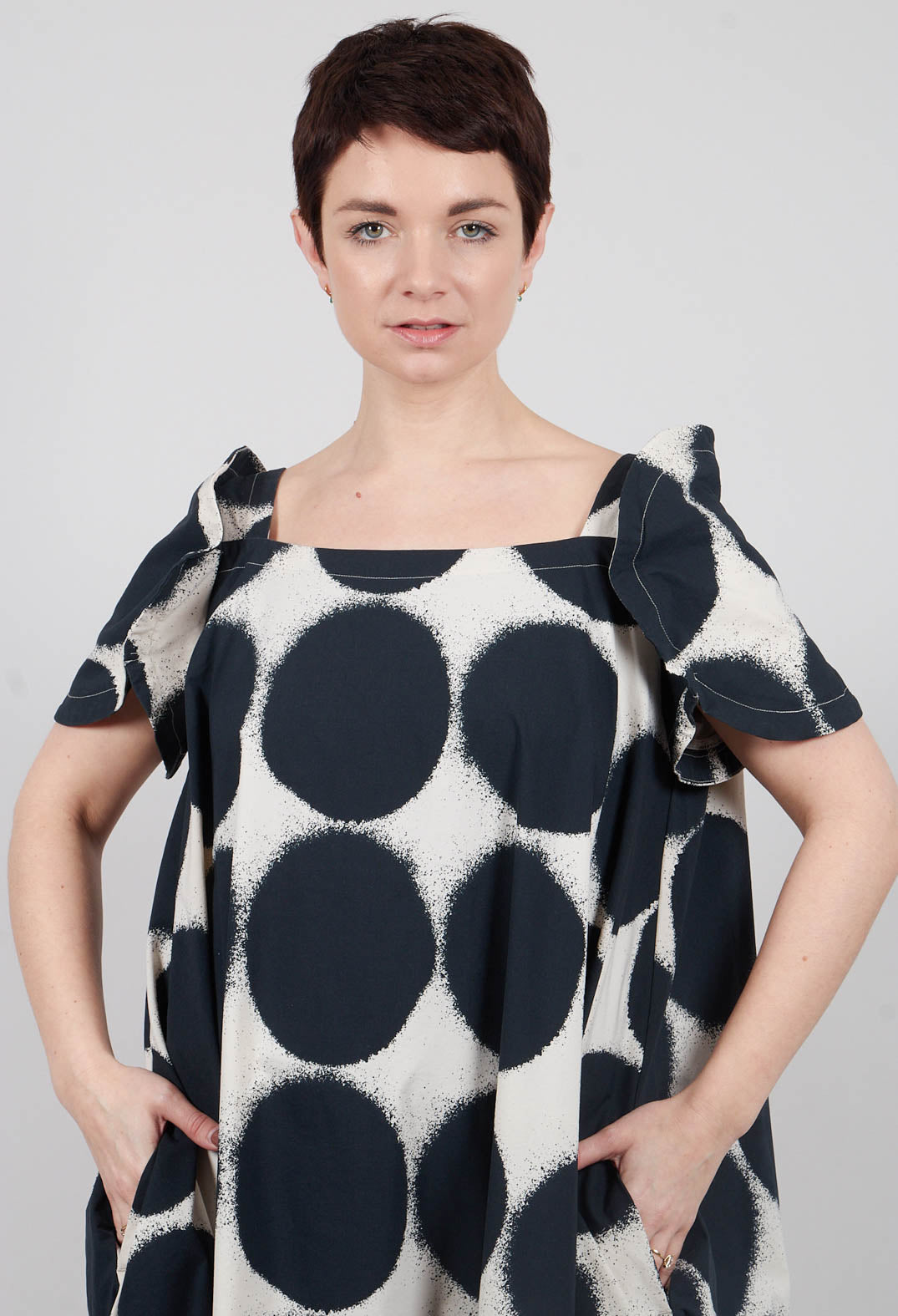 Round Sleeve Dress in Black Print - 1630908