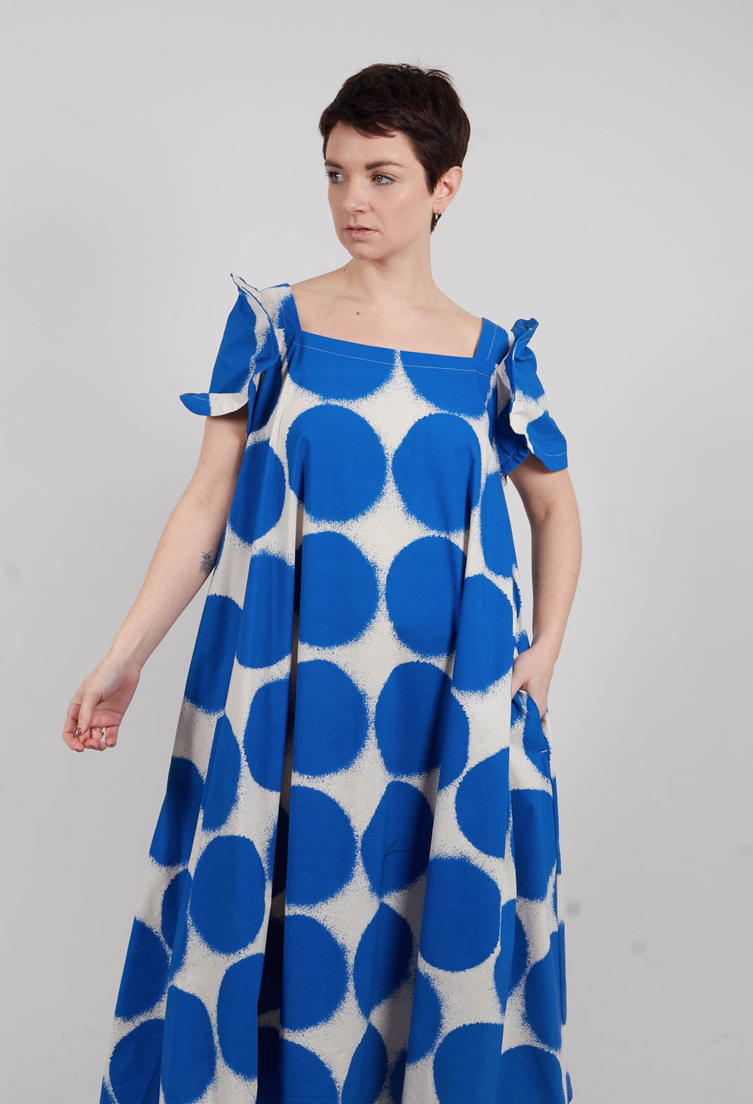 Round Sleeve Dress in Electric Print - 1630908