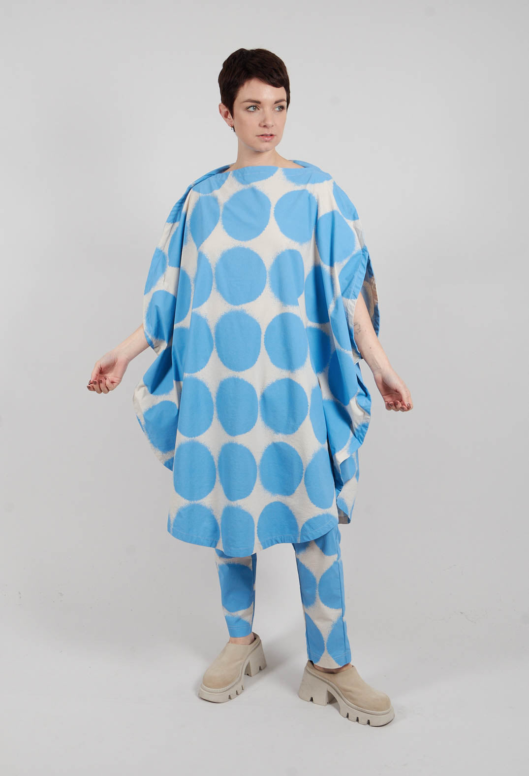 Overcut Sholder Dress in Ice Print - 1630909