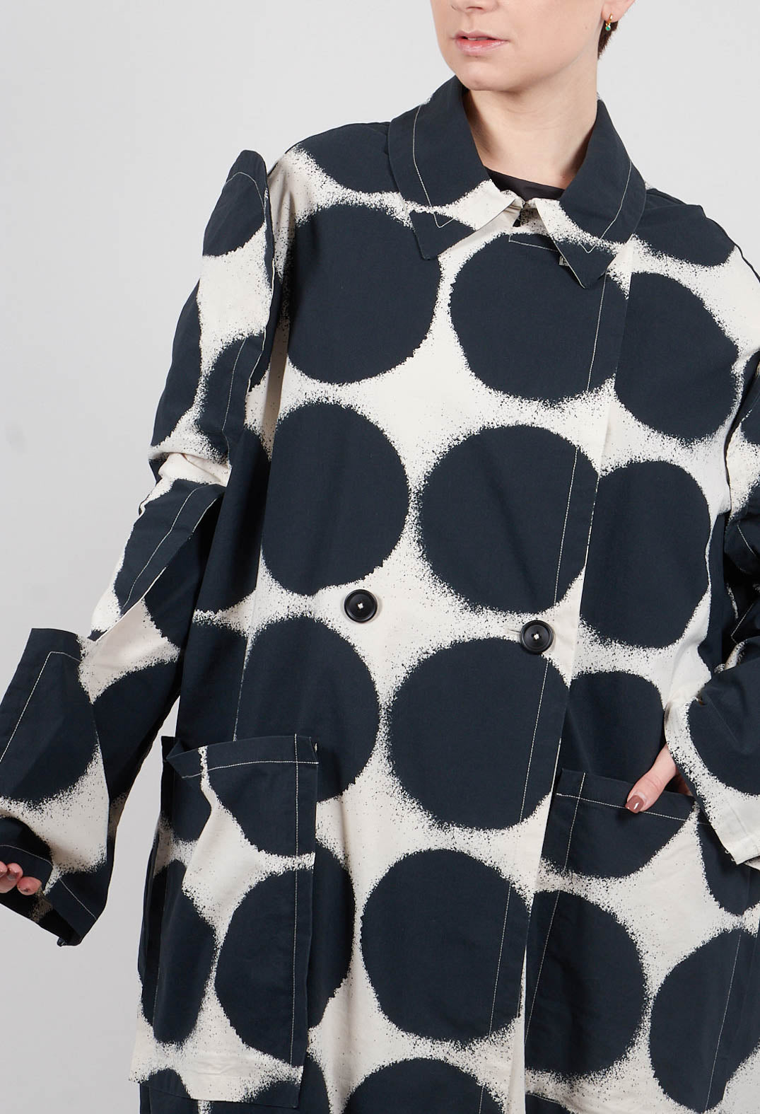 Lightweight Coat in Black Print - 1631216