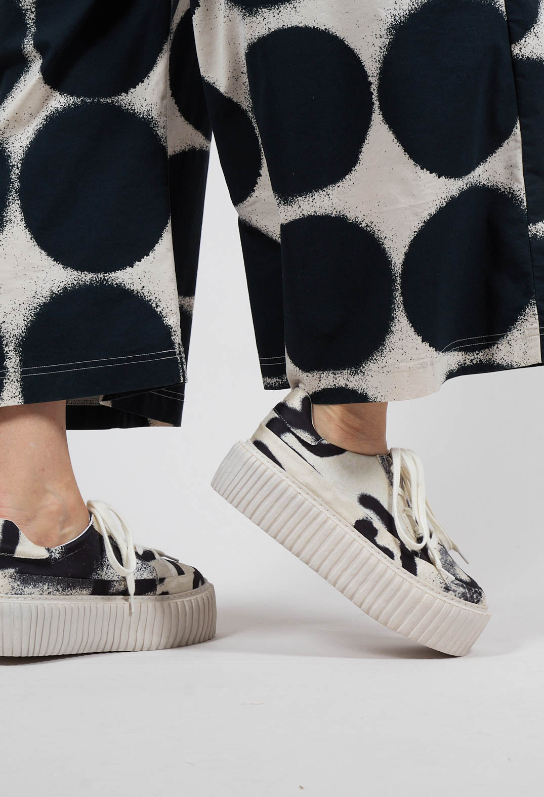 Chunky Platfrom Trainer in Black Print - 1985251