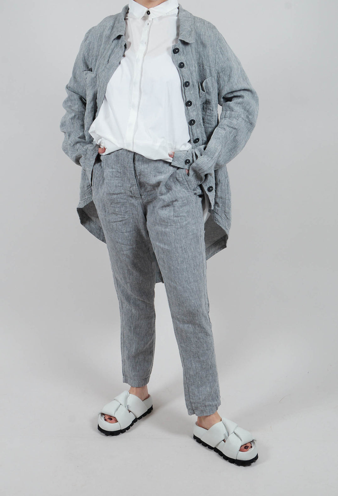Straight Leg Linen Trousers in Seaweed Melange - 2020102