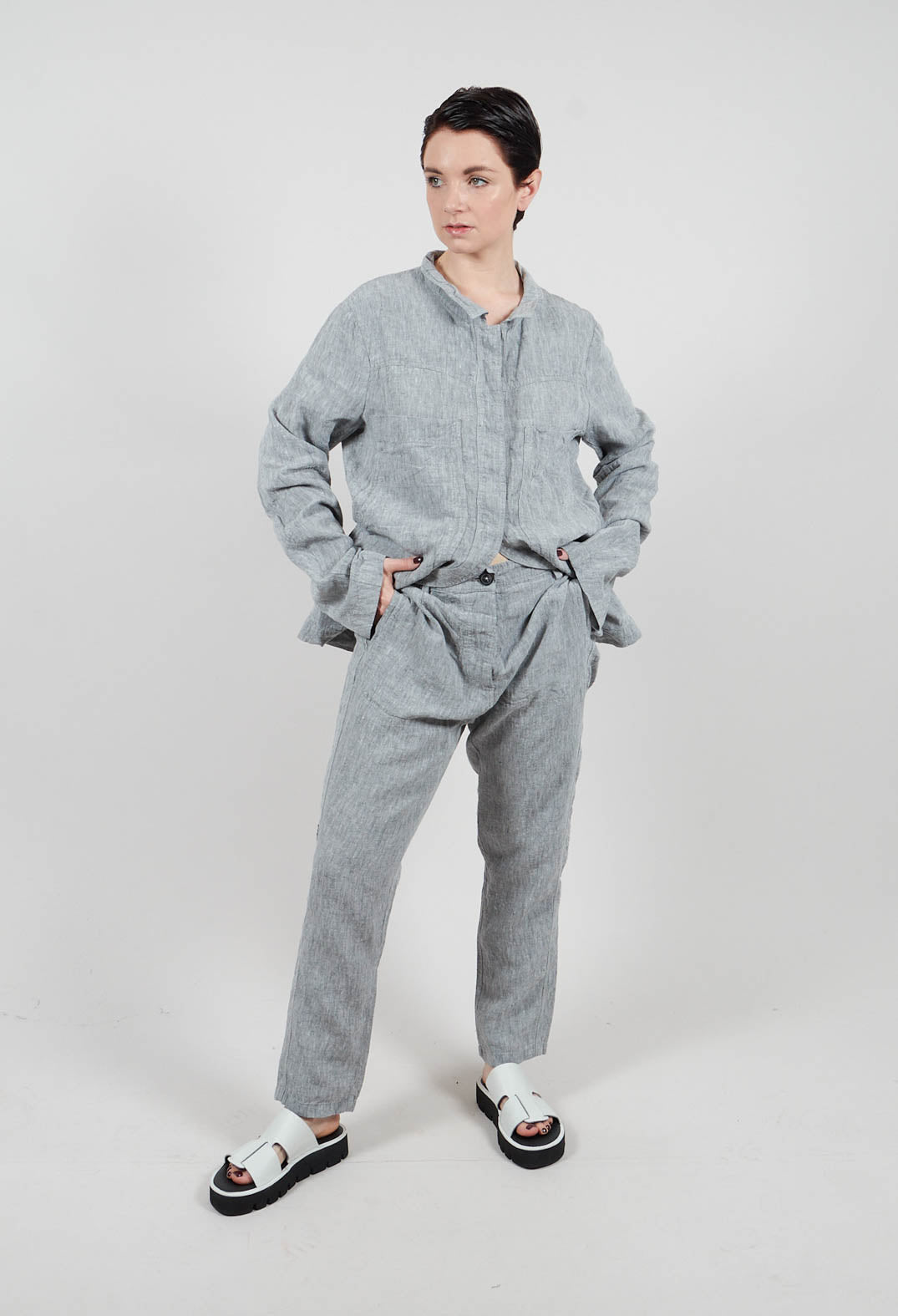 Straight Leg Linen Trousers in Seaweed Melange - 2020102