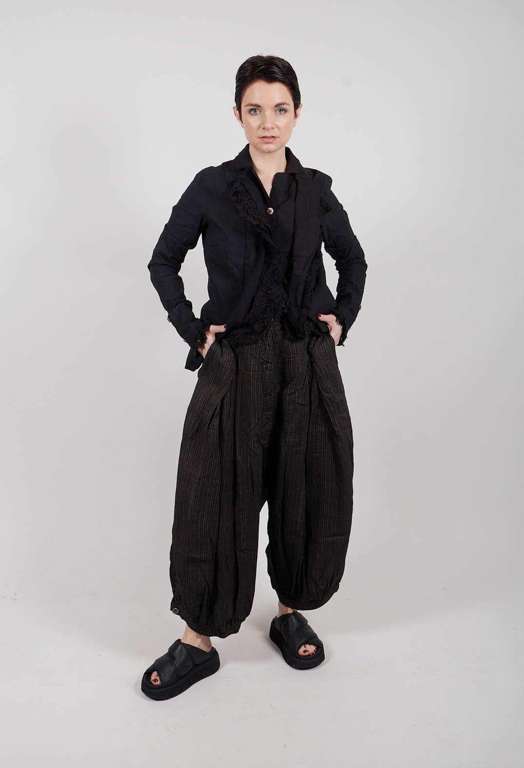 Balloon Leg Trousers in Amper Paper - 2110147