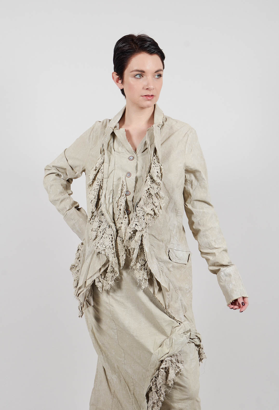 Jacket with Lace Ruffles in Linen Fog - 2241115