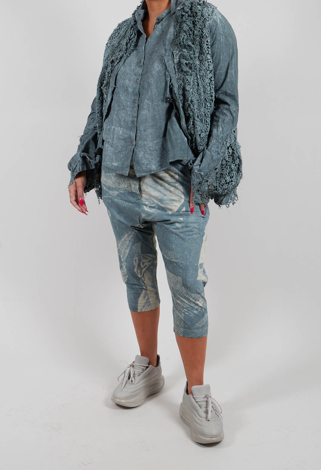 Cropped Trouser in Seaweed Print - 2300108