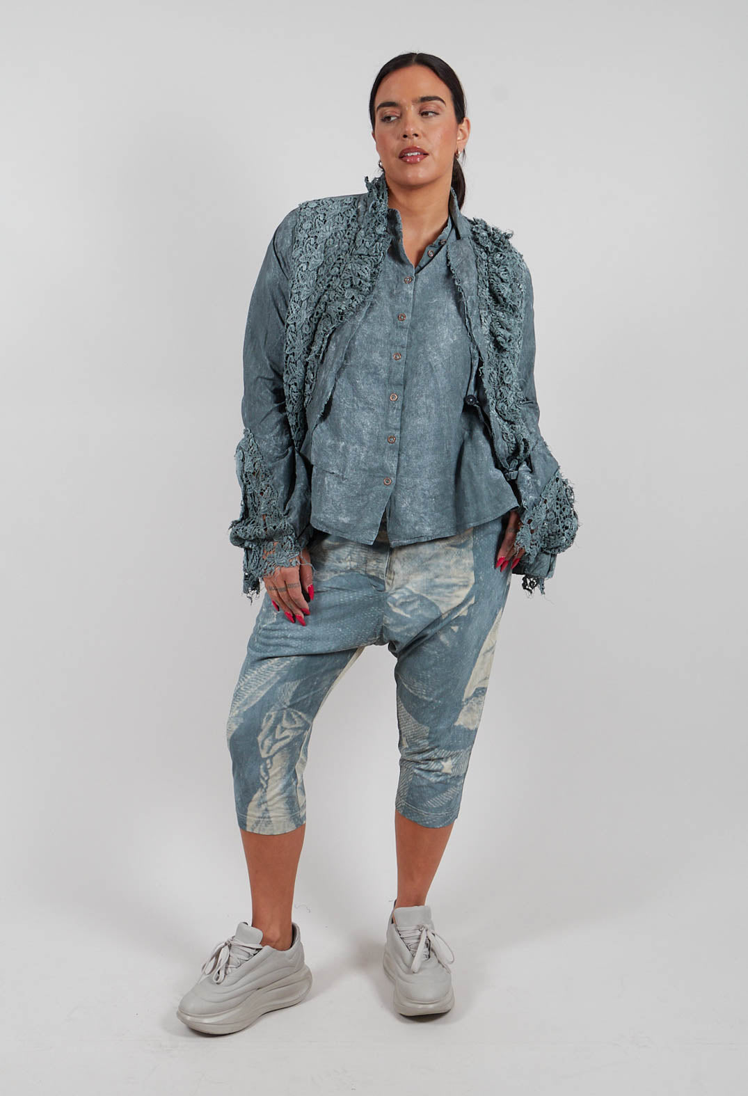 Cropped Trouser in Seaweed Print - 2300108