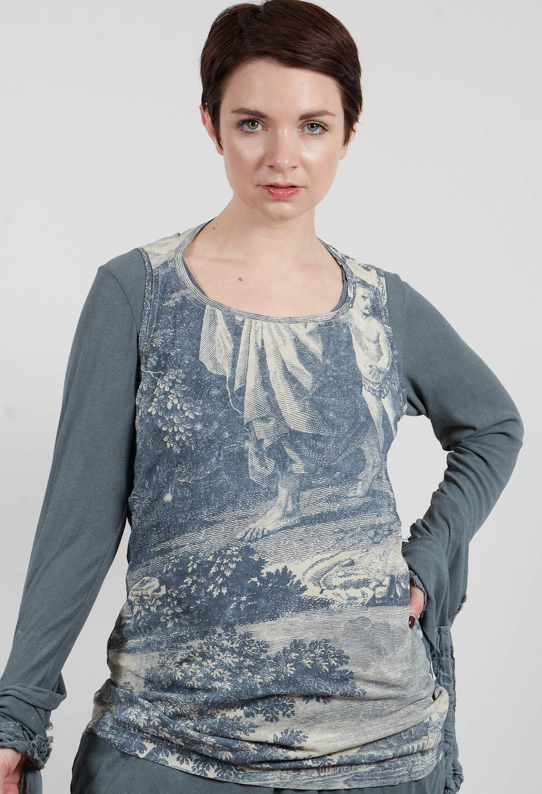 Tank Top in Black Print - 2300810