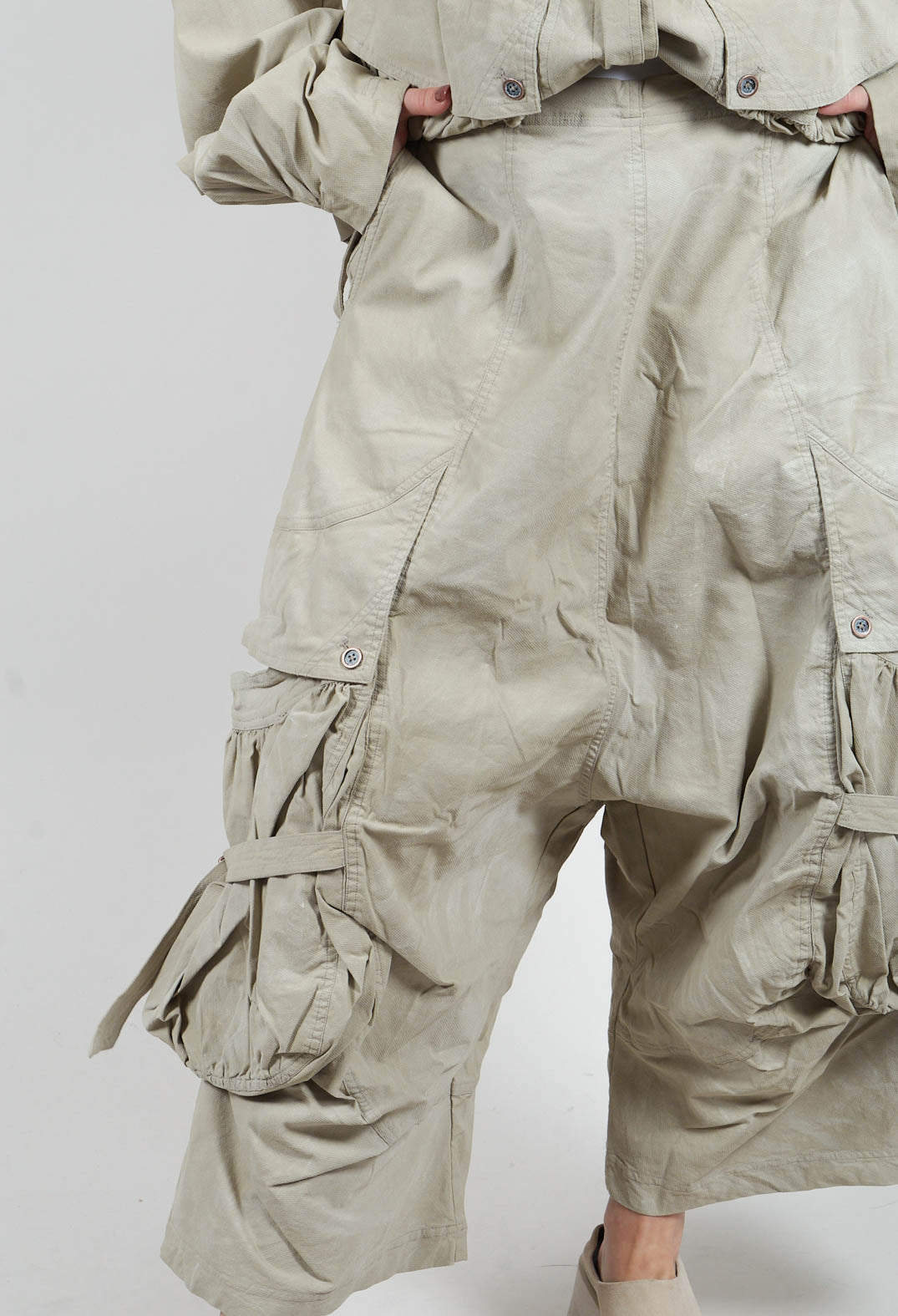 Dropcrotch Trousers in Linen Fog - 2390104