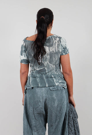 Asymmetric T-Shirt in Seaweed Print - 2420502