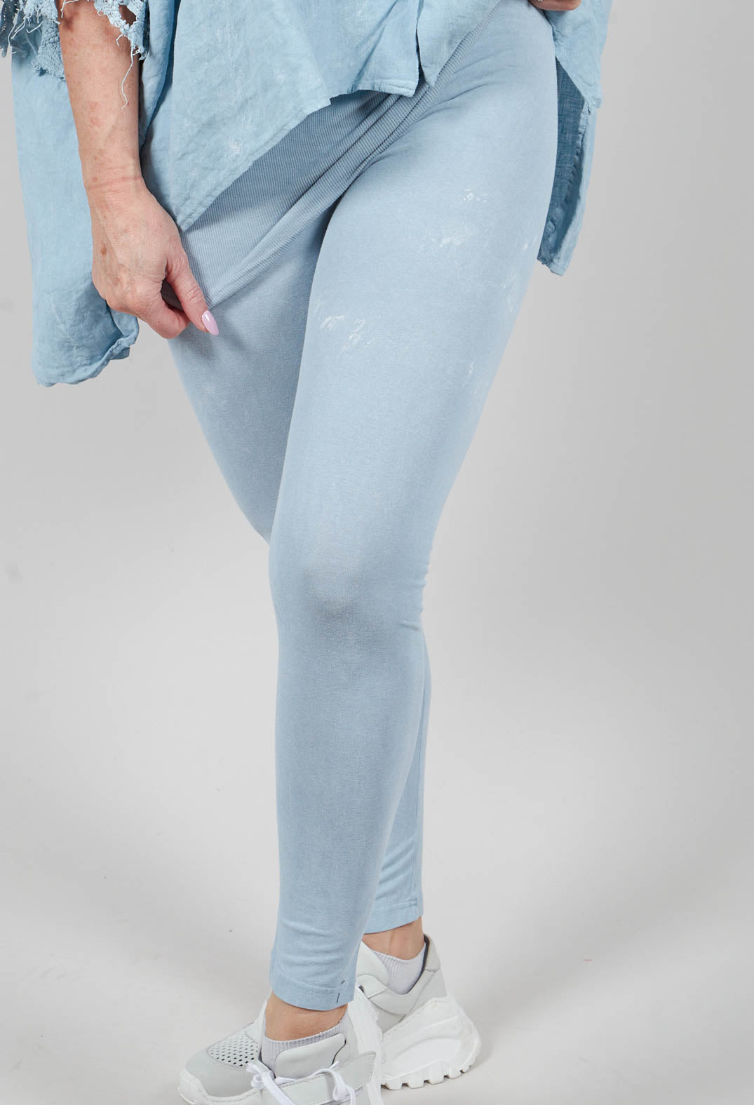 Leggings in Sky Fog - 2560210