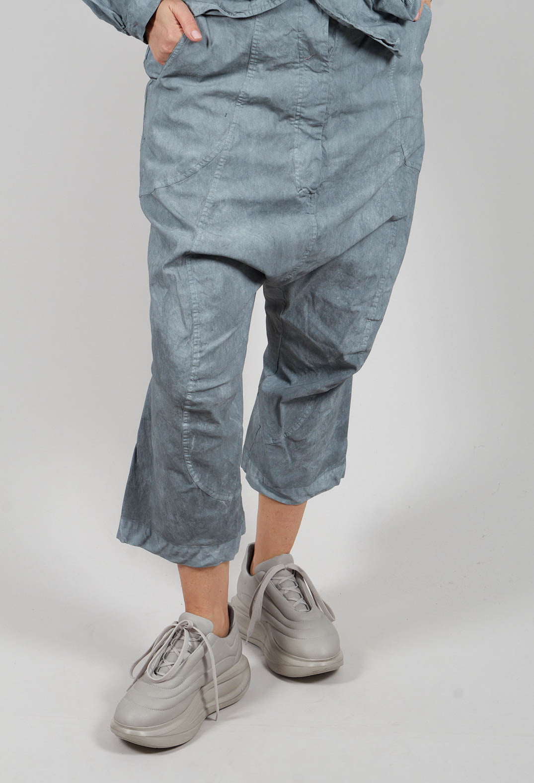Dropcrotch Trousers in Seaweed Fog - 2600112