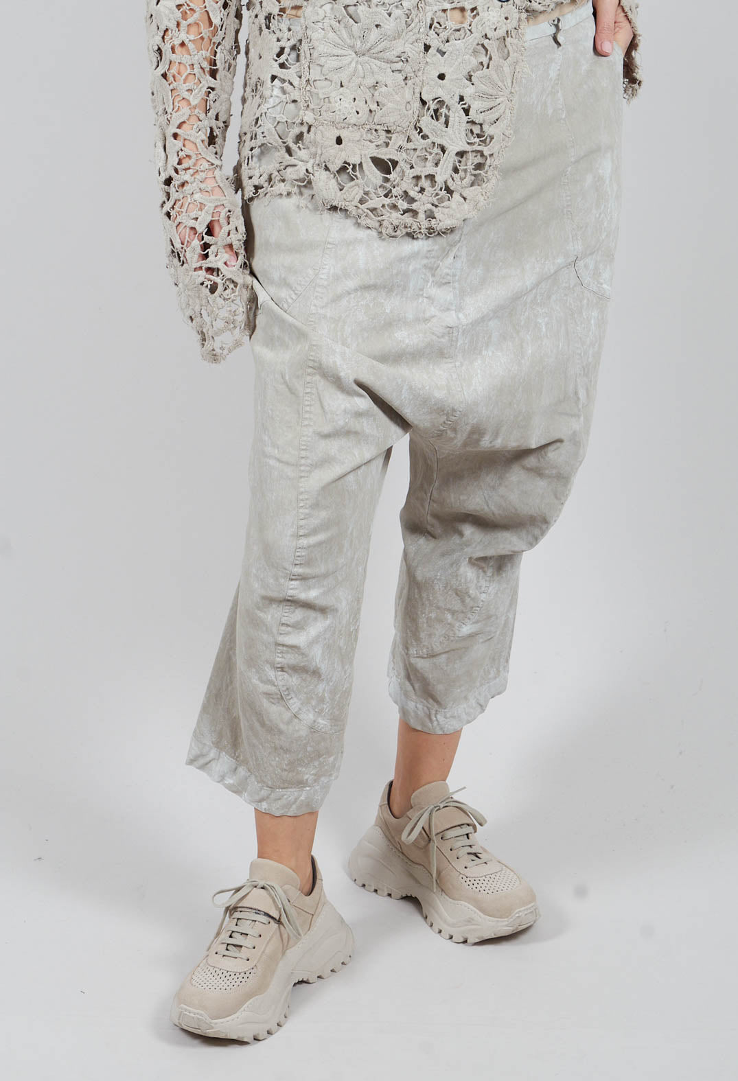Dropcrotch Trousers in Linen Fog- 2600112