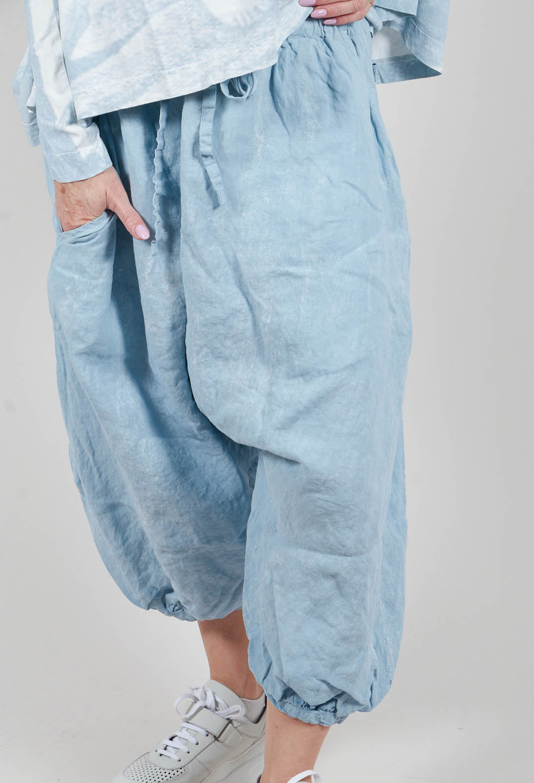 Linen Trousers in Sky Fog - 2670109