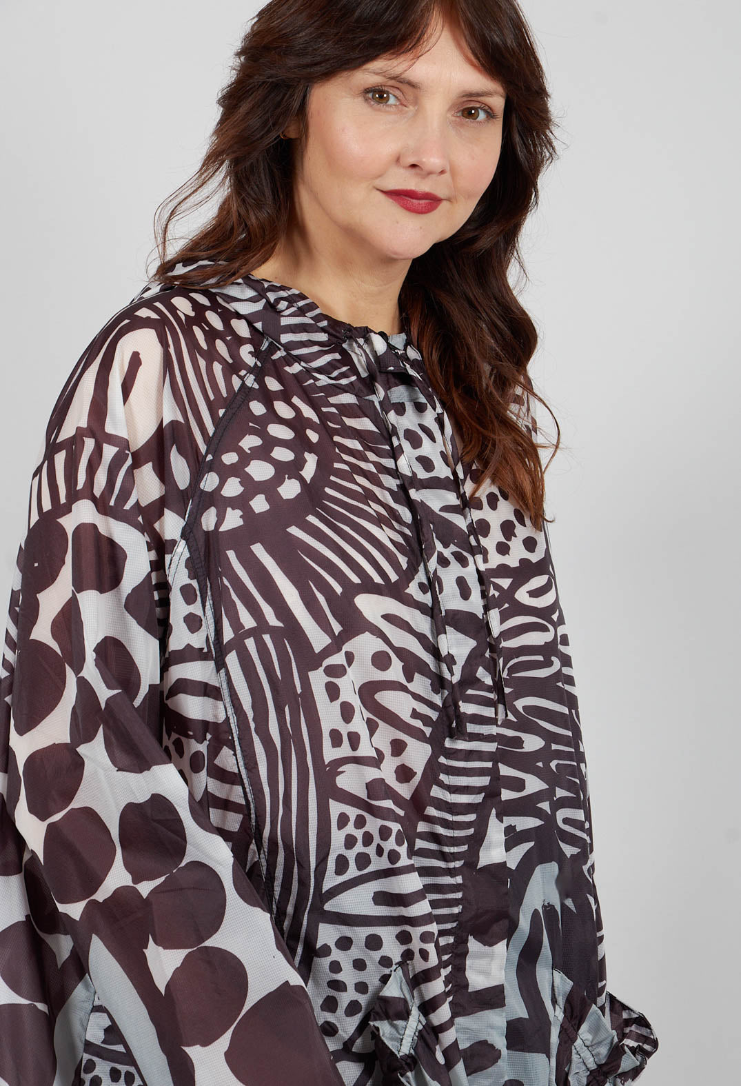 Lightweight Hooded Coat in Black Print - 3211202