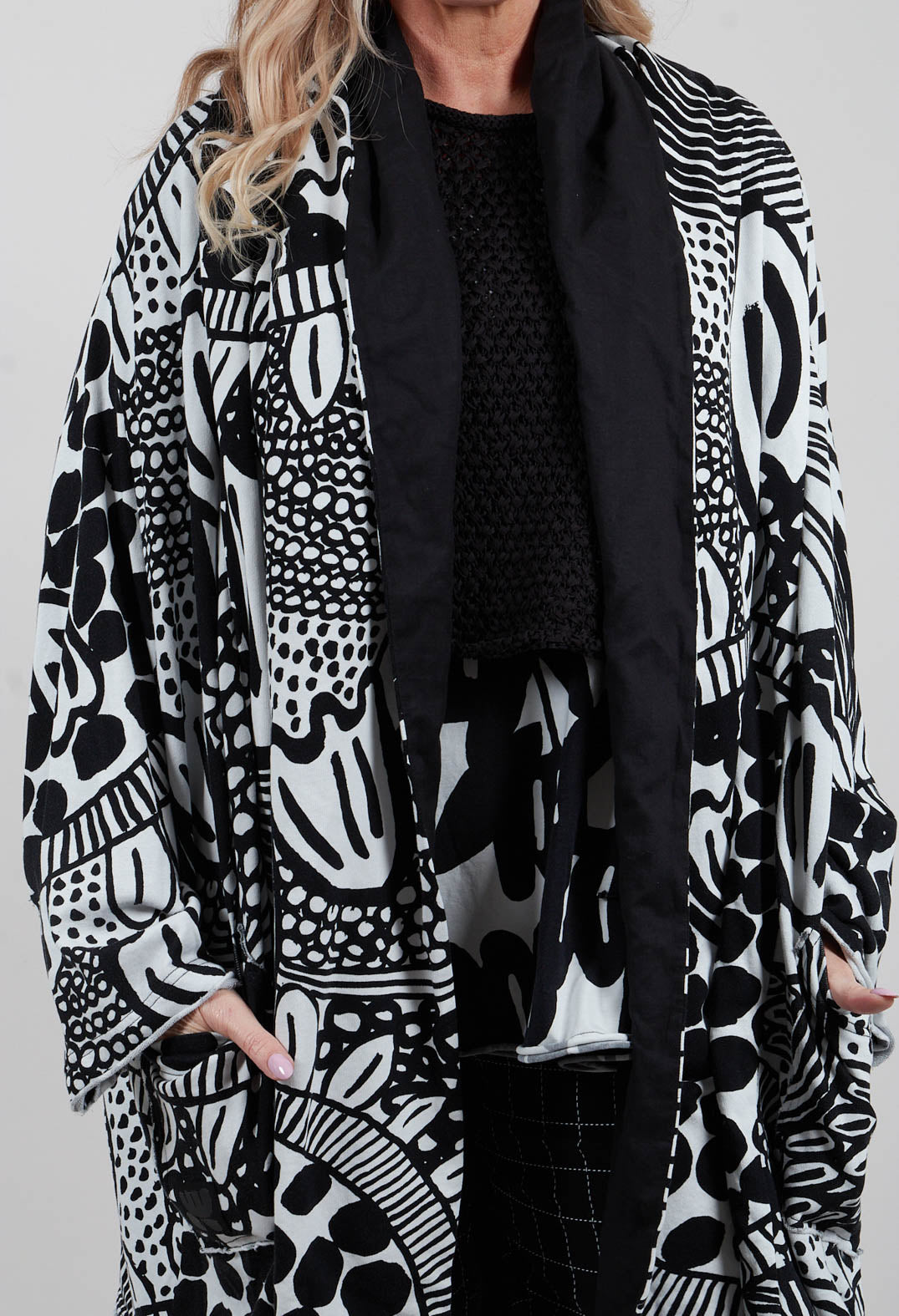 Open Front Longline Jacket in Black Print - 3291110