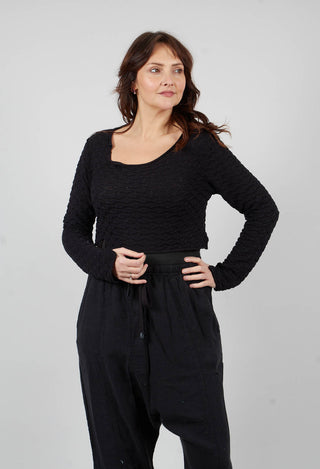 Cropped Textured Jumper in Black - 3380701