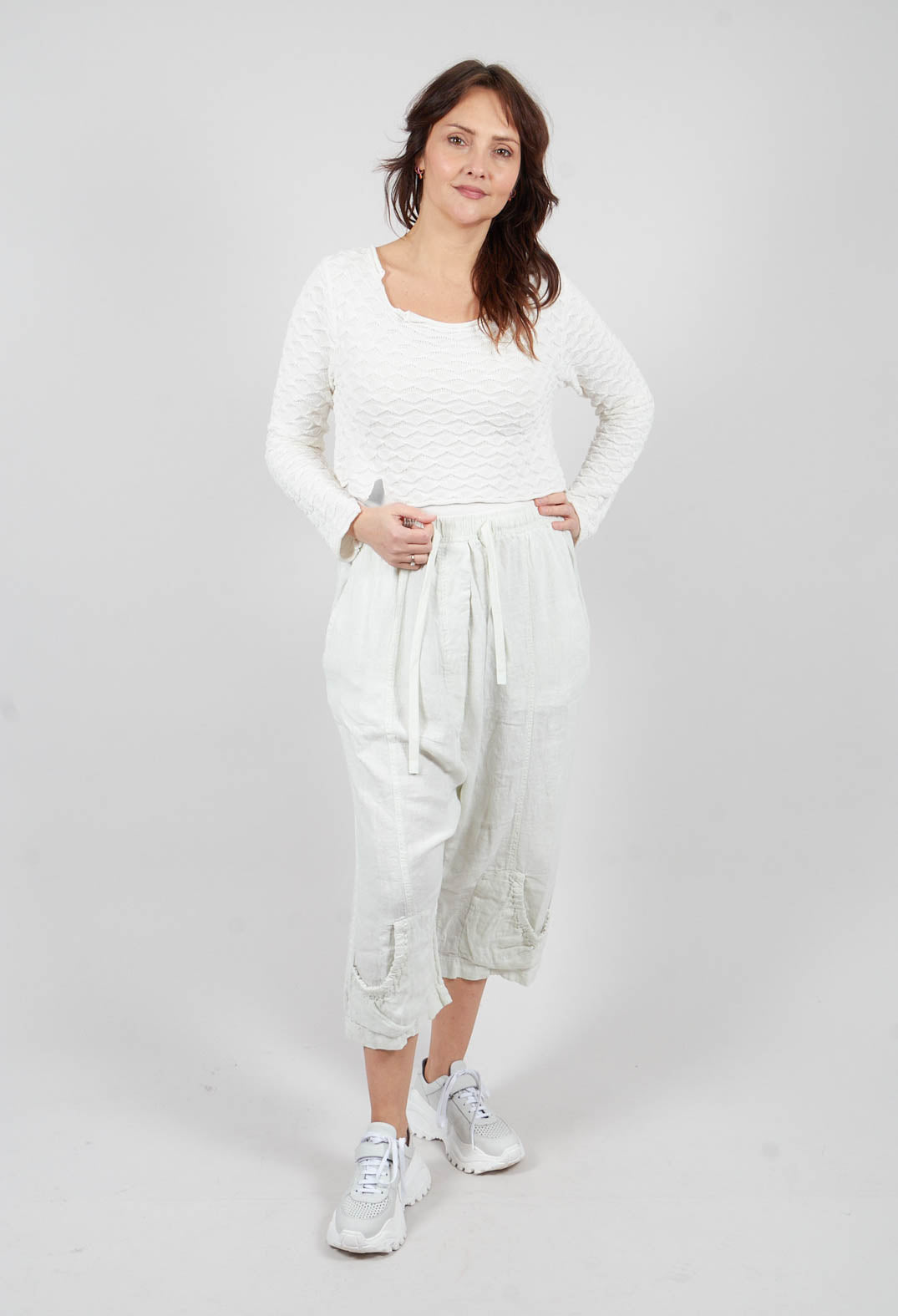 Cropped Textured Jumper in Off White - 3380701