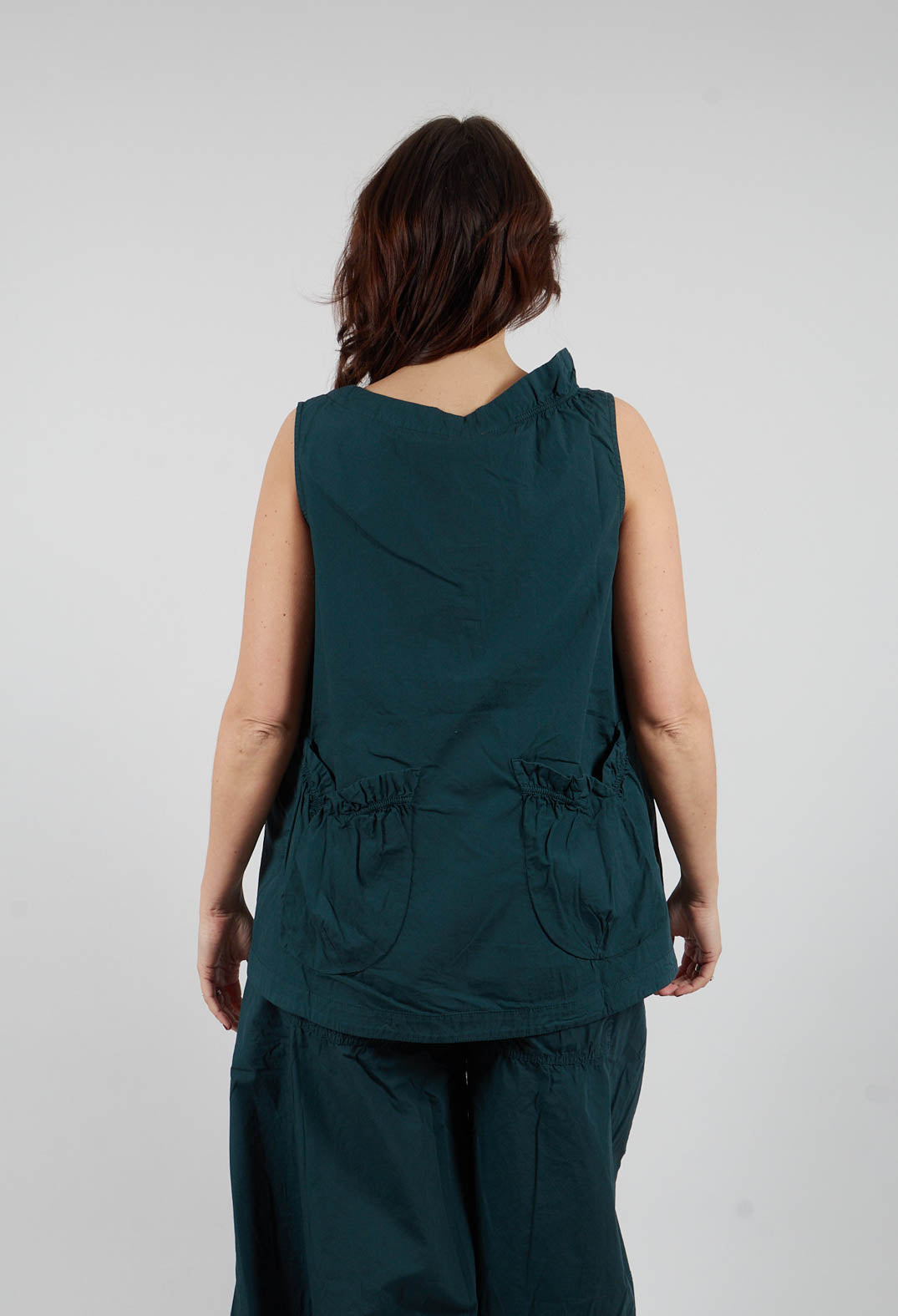 Curve Detail Top in Tree - 3400804
