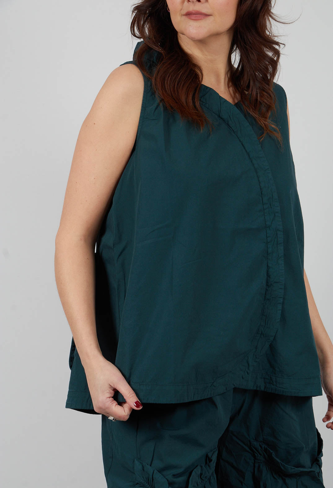 Curve Detail Top in Tree - 3400804