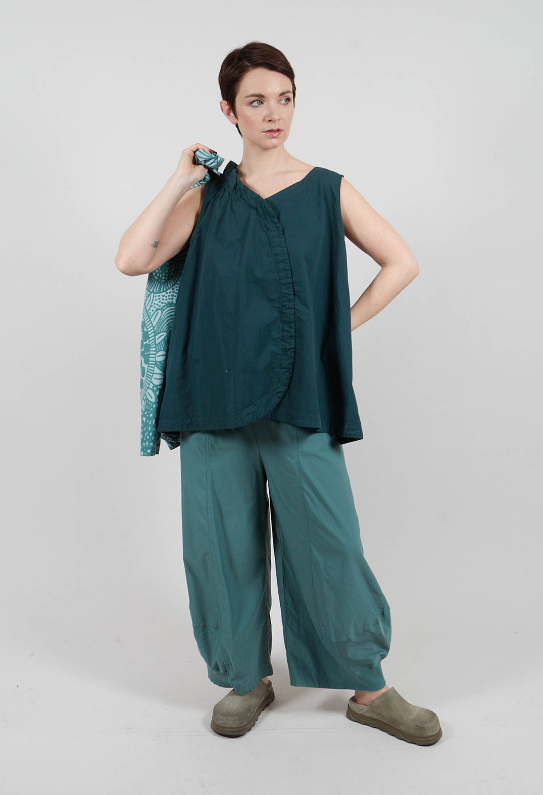 Curve Detail Top in Tree - 3400804