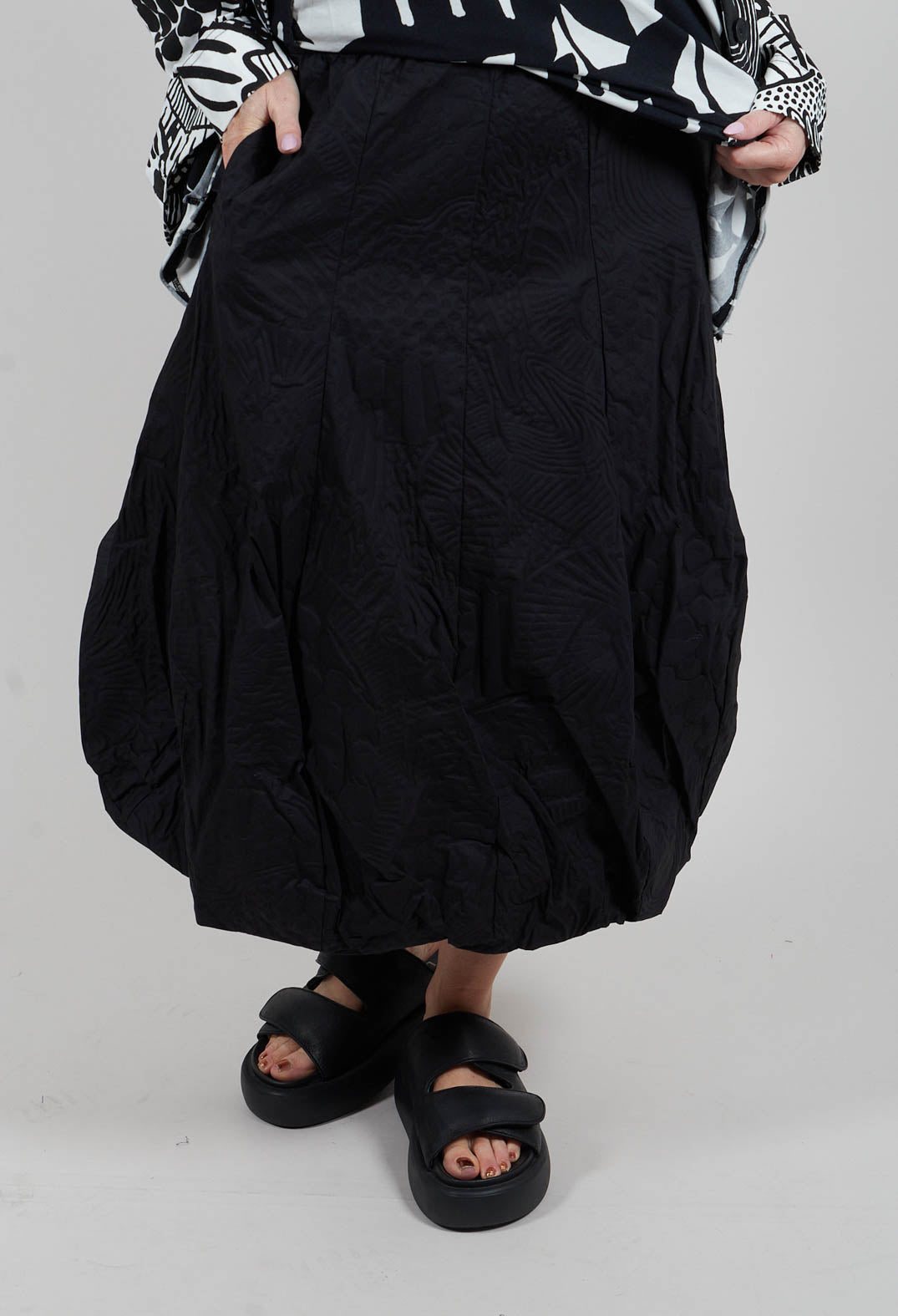 Tulip Skirt in Black Poplin Print - 3420307