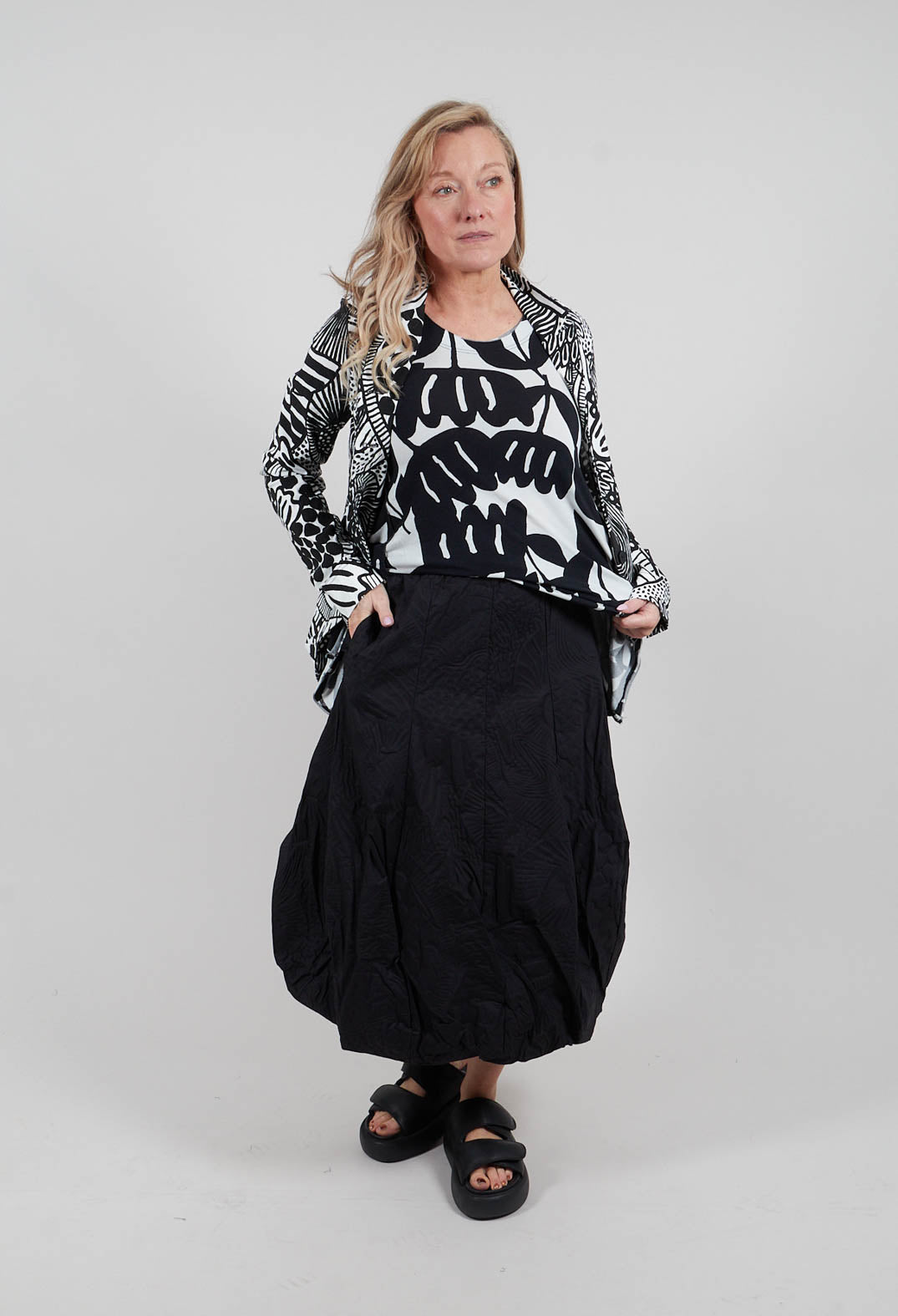 Tulip Skirt in Black Poplin Print - 3420307