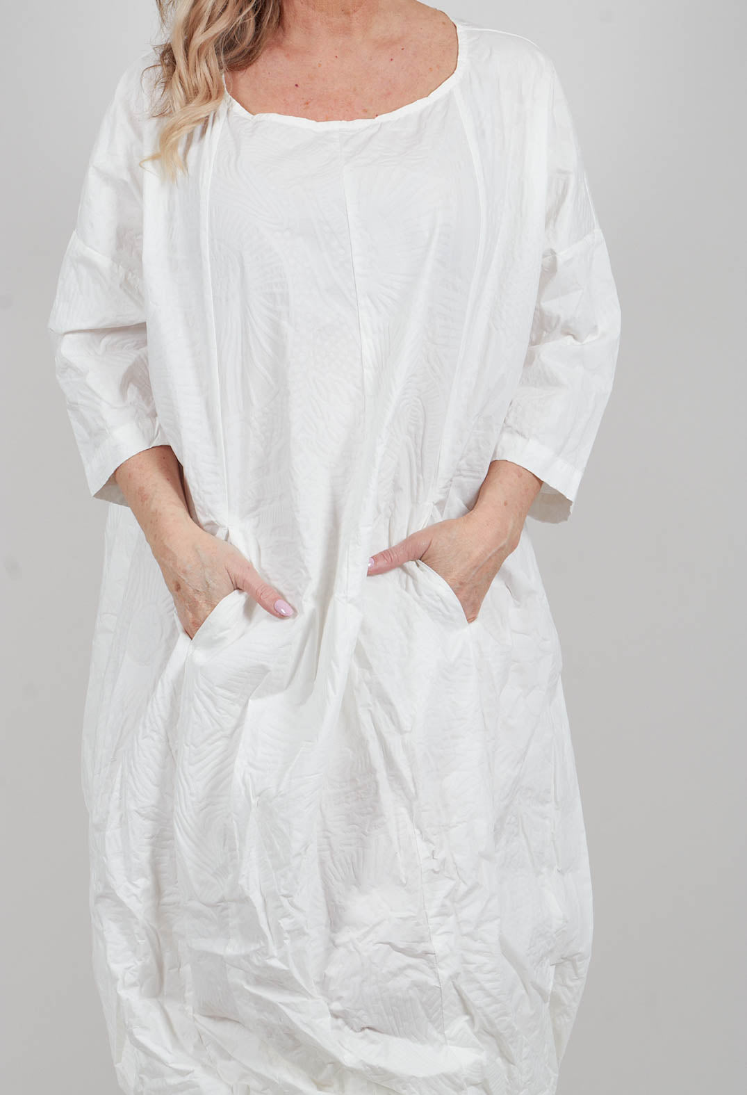 Tunic Dress in Off White Poplin Print - 3420910