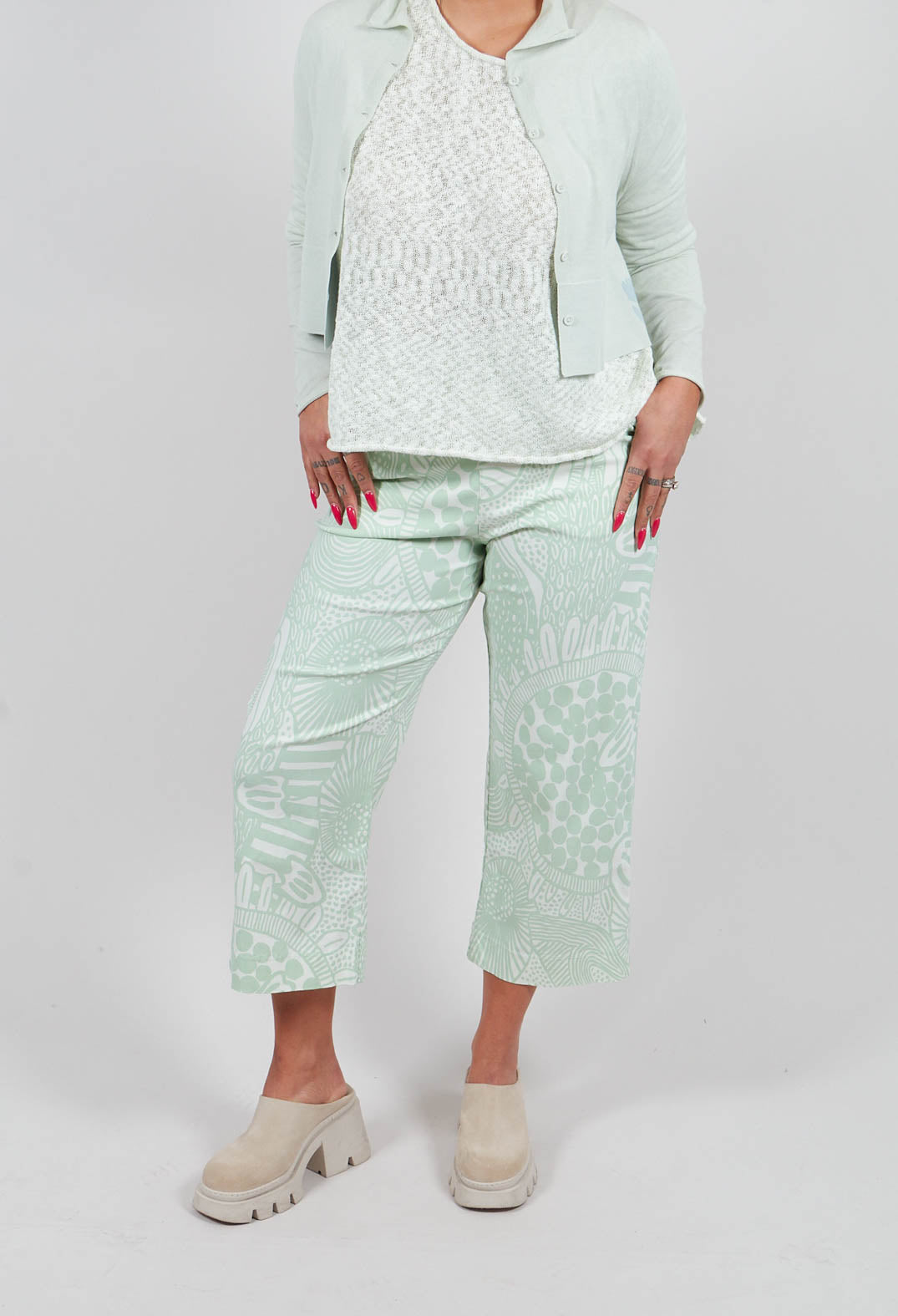 Cropped Leg Trousers in Lime Print - 3440103