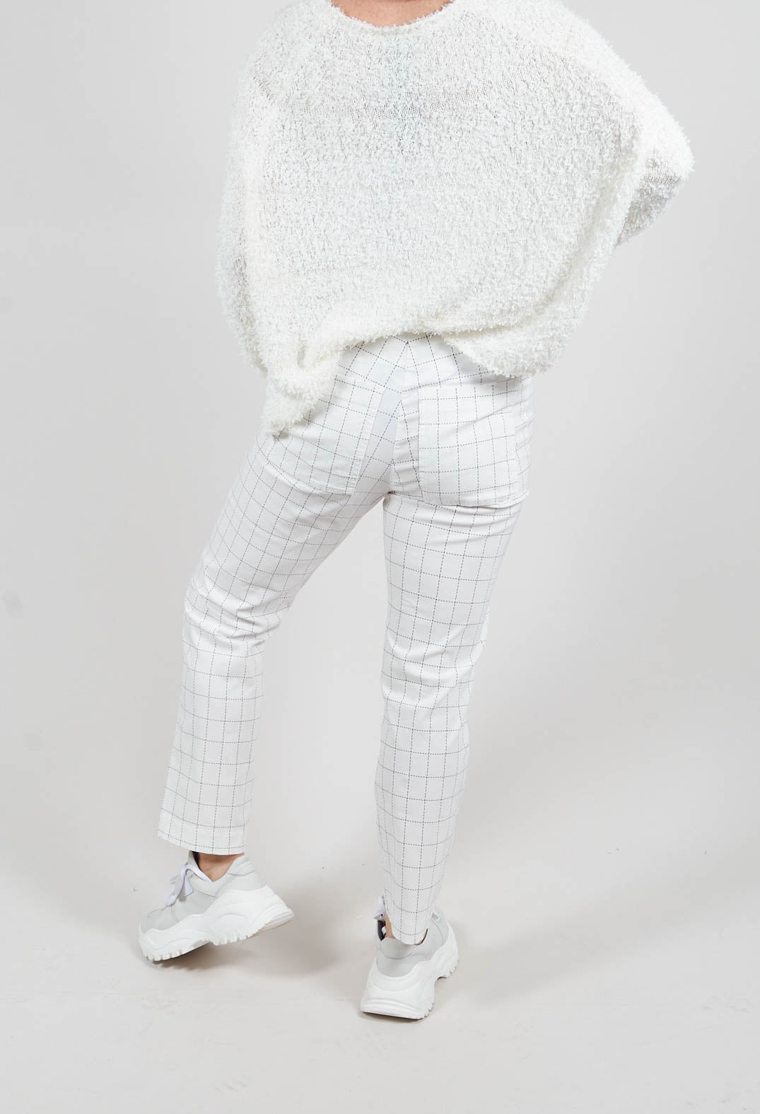 Slim Leg Trousers in Off White Check - 3440104