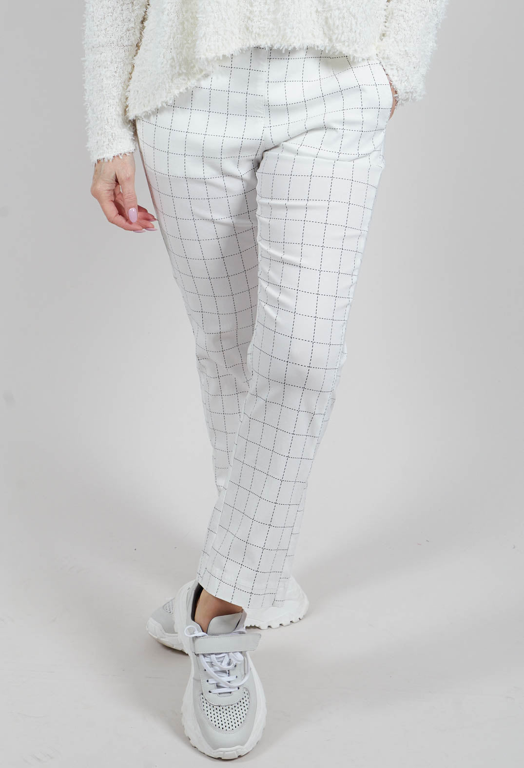 Slim Leg Trousers in Off White Check - 3440104