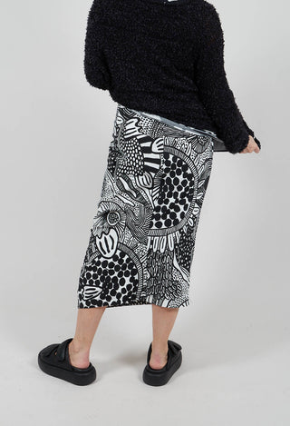 Pencil Skirt in Black Print - 3440305