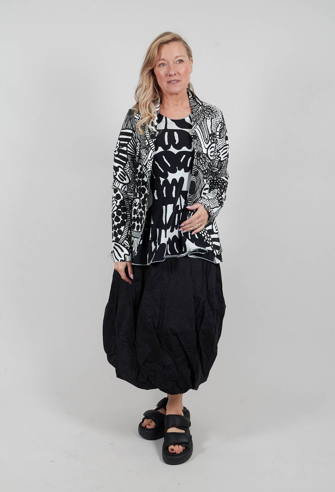 Tailored Jacket in Black Print - 3441107