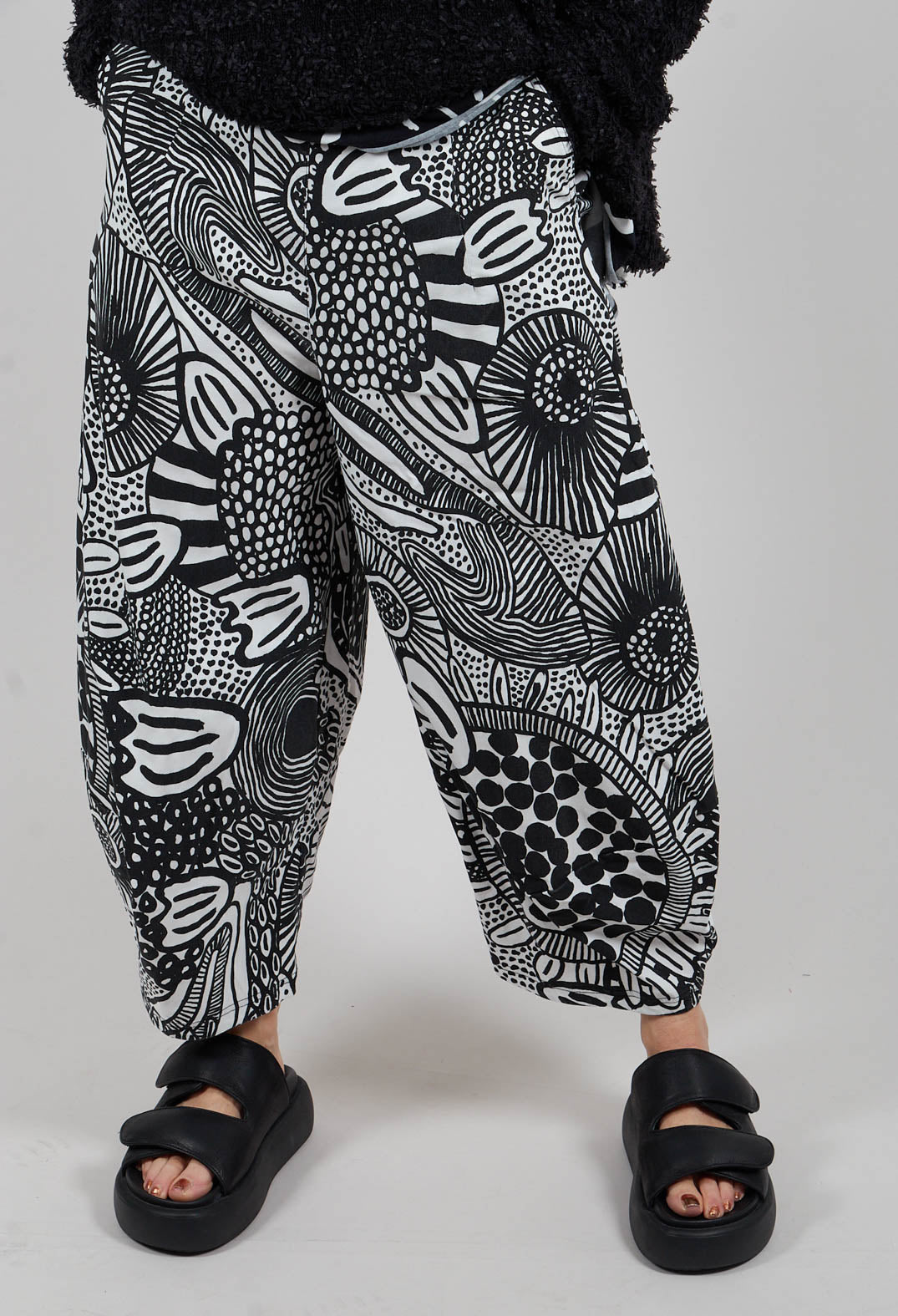 Pull On Balloon Trousers in Black Print - 3440109