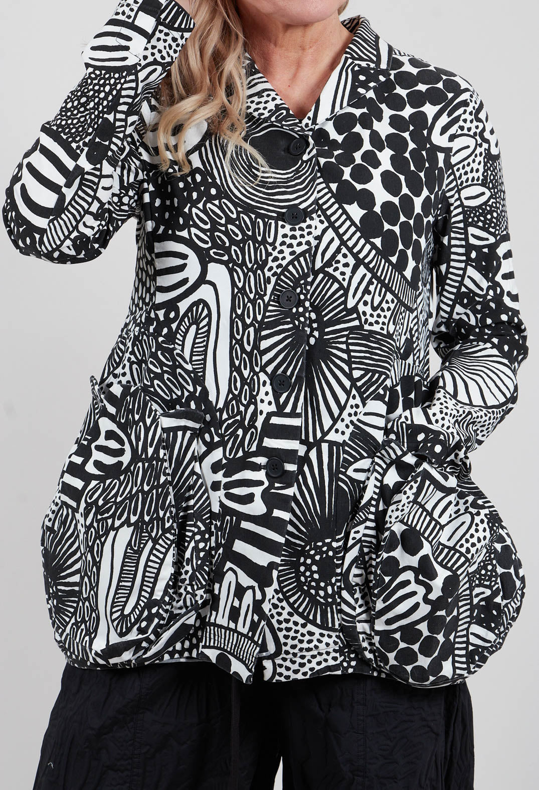 Jacket with Patch Pockets in Black Print - 3441111